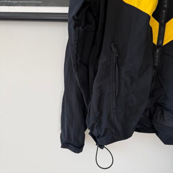 Genuine US Army Jacket - Picture 5 of 6